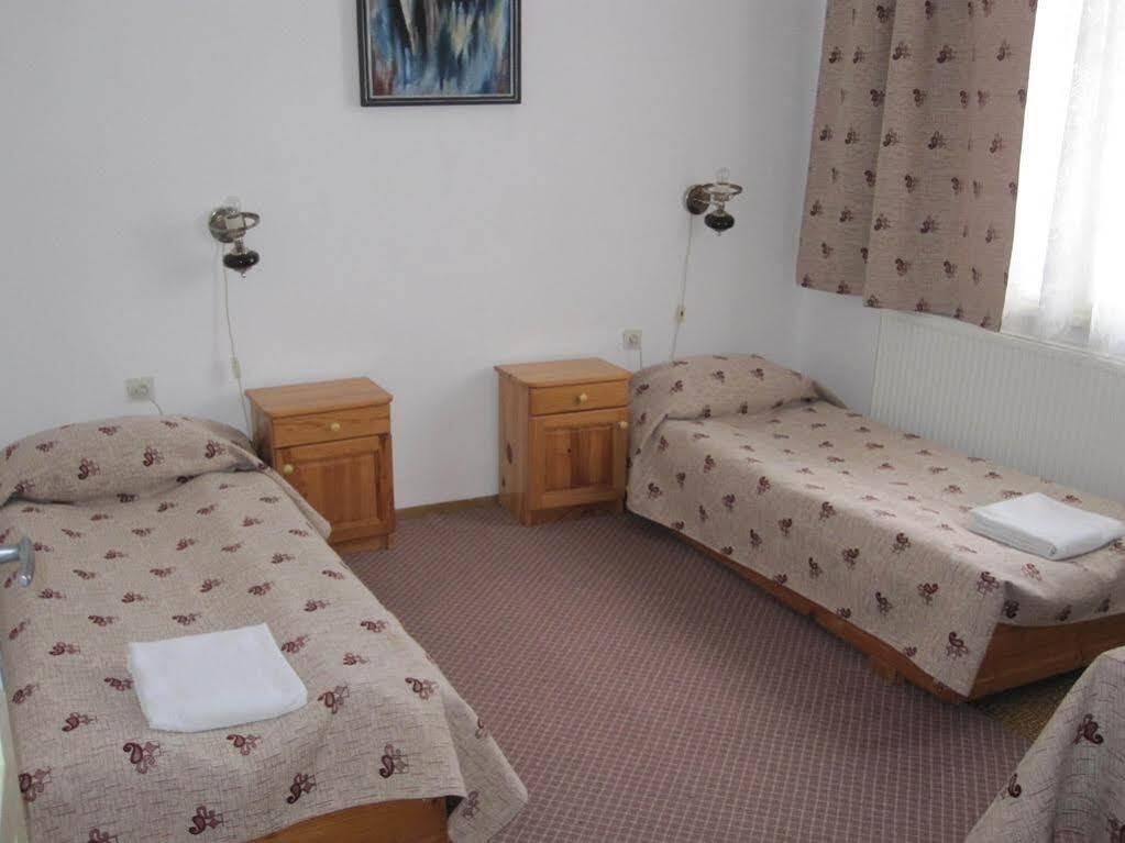 Guest Rooms Metaksinovi Chepelare Exterior photo